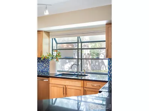 4638 Burgundy Ln, Boulder, CO 80301 photo 3