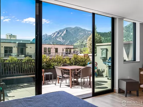 901 Pearl St #302, Boulder, CO 80302
