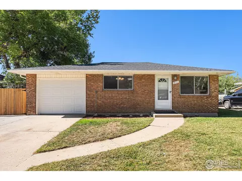 817 Hubbard Dr, Longmont, CO 80504