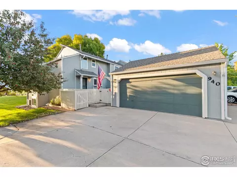 940 Reynolds Farm Ln #A, Longmont, CO 80503