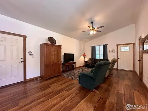 736 N 4th St, Berthoud, CO 80513 photo 6