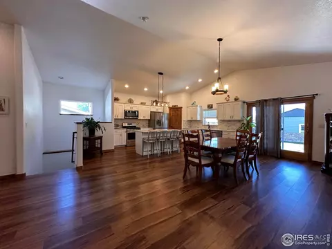 736 N 4th St, Berthoud, CO 80513 photo 9
