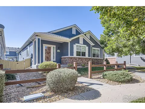 607 Summer Hawk Dr, Longmont, CO 80504
