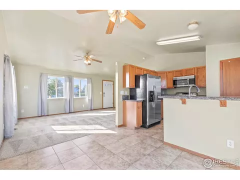 281 E Mountain Ash St, Milliken, CO 80543 photo 6