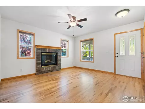 215 E Iowa Ave, Berthoud, CO 80513 photo 11
