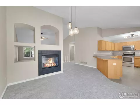 330 Boulder Ln, Johnstown, CO 80534 photo 4