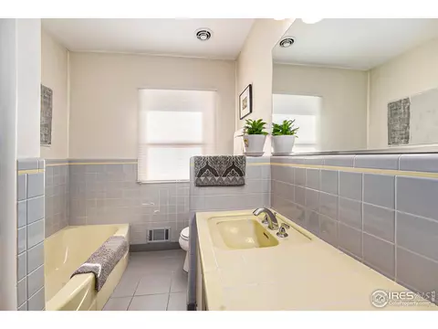 2425 Sunset Ln, Greeley, CO 80634 photo 15