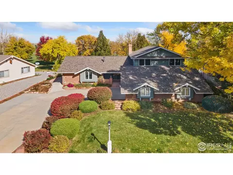 6030 Fox Hill Dr, Longmont, CO 80504