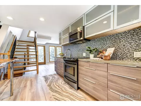 54 Millionaire Dr, Boulder, CO 80302 photo 3