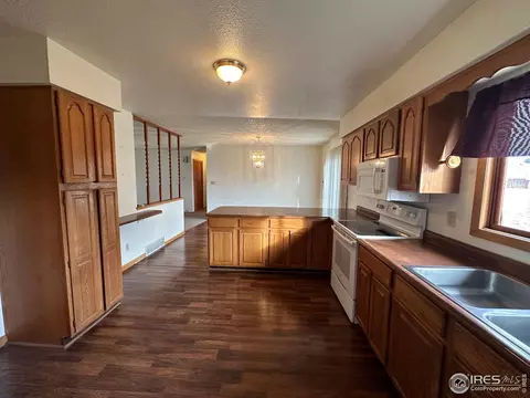 710 E 2nd St, Akron, CO 80720 photo 9