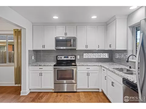 3610 N Grape St, Denver, CO 80207 photo 6