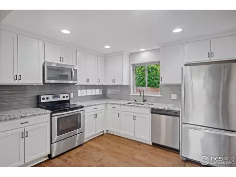 3610 N Grape St, Denver, CO 80207 photo 5