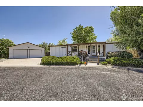 8420 Peakview Dr, Fort Collins, CO 80528