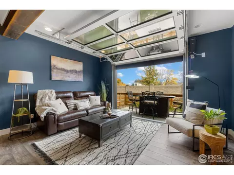 19581 E Sunset Cir, Centennial, CO 80015 photo 4