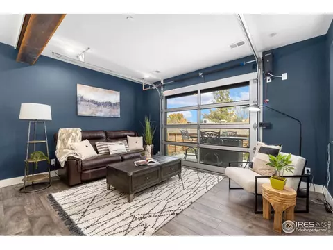19581 E Sunset Cir, Centennial, CO 80015 photo 5