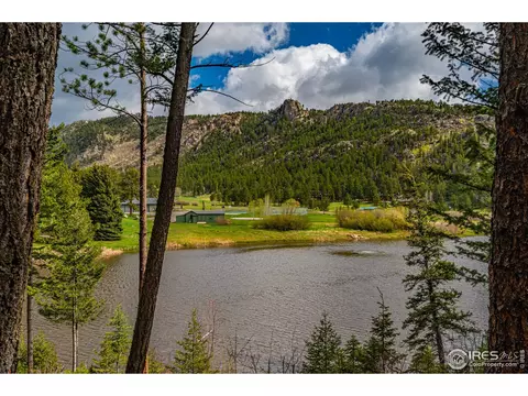 743 Hickory Dr, Lyons, CO 80540 photo 2