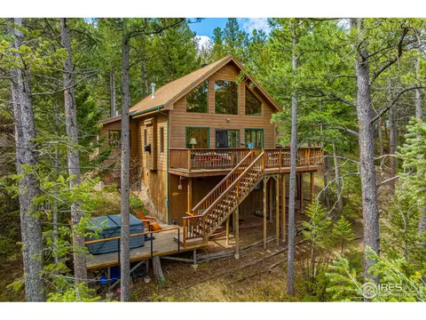 743 Hickory Dr, Lyons, CO 80540