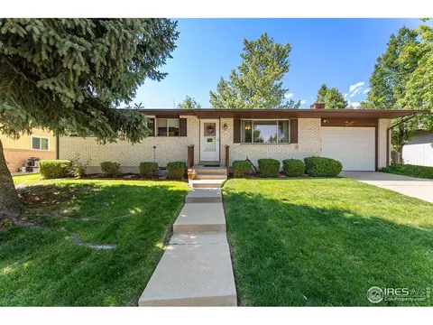 1443 Twin Sisters Dr, Longmont, CO 80504