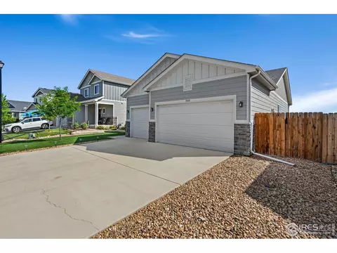 1008 Saddleback Dr, Milliken, CO 80543 photo 3