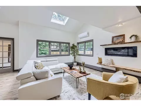 2242 Juniper Ct, Boulder, CO 80304