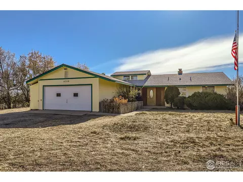 4709 Beverly Dr, Berthoud, CO 80513 photo 2