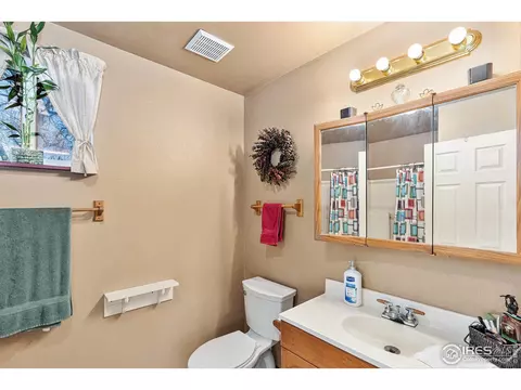 1921 42nd St, Evans, CO 80620 photo 9