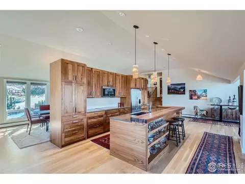 2560 Briarwood Dr, Boulder, CO 80305 photo 9