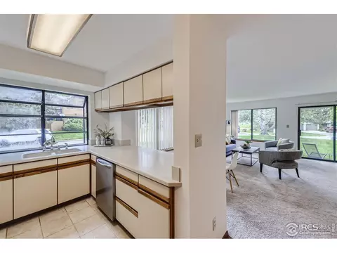 4648 Chestnut Ln, Boulder, CO 80301 photo 8