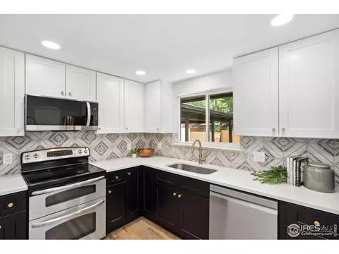 1232 Lincoln St, Longmont, CO 80501