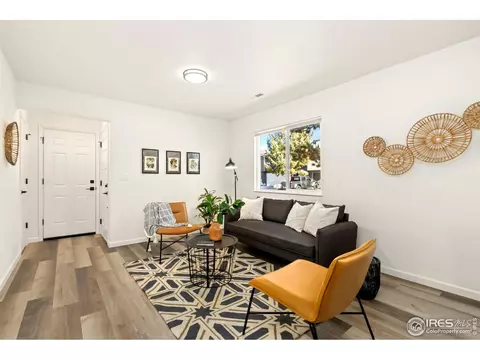 803 Countryside Dr, Fort Collins, CO 80524