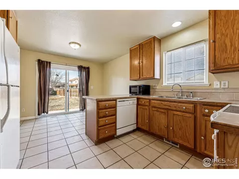 3113 Canyon Cir, Evans, CO 80620 photo 9