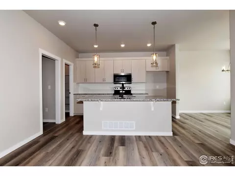 112 63rd Ave, Greeley, CO 80634 photo 2