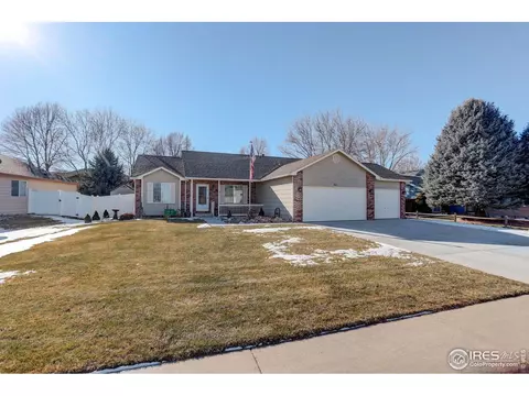 862 N Greeley Ave, Johnstown, CO 80534