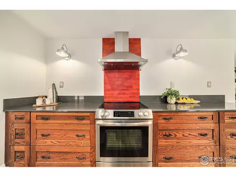 1221 Cedar Dr, Berthoud, CO 80513 photo 10