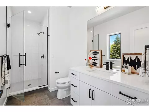 Bath - 2125 Vine Ave, Boulder, CO 80304 photo 8 of 8