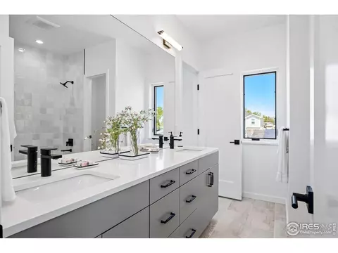 Bath - 2125 Vine Ave, Boulder, CO 80304 photo 7 of 8