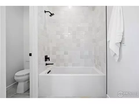 Bath - 2125 Vine Ave, Boulder, CO 80304 photo 5 of 8