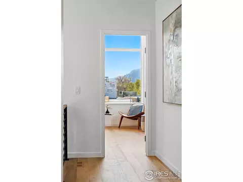 Entry Way - 2125 Vine Ave, Boulder, CO 80304 photo 2 of 2