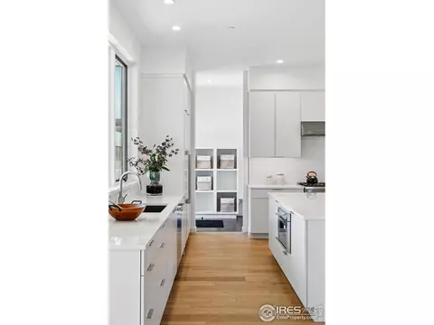 Kitchen - 2125 Vine Ave, Boulder, CO 80304 photo 4 of 8