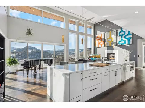 818 Mountain View Dr, Lyons, CO 80540 photo 9