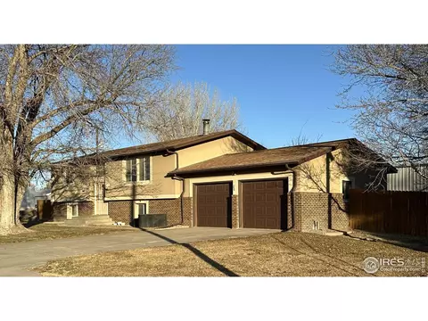 451 7th St, Stratton, CO 80836