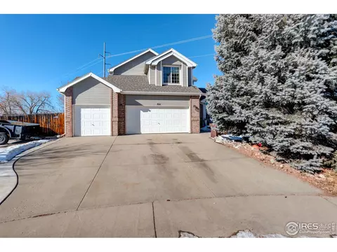 821 Wisteria Dr, Loveland, CO 80538