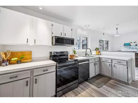 1521 Bradley Dr, Boulder, CO 80305 photo 8