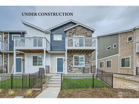 2734 Bear Springs Cir, Longmont, CO 80503