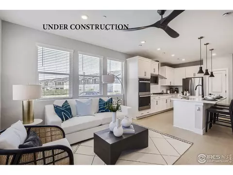 2747 Bear Springs Cir, Longmont, CO 80503