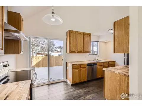 1057 Townley Cir, Longmont, CO 80501