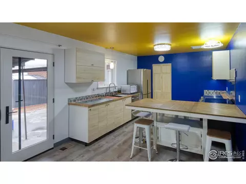 830 10th St, Berthoud, CO 80513