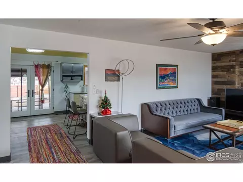 830 10th St, Berthoud, CO 80513 photo 4