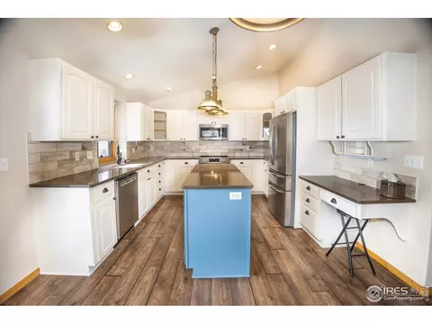 898 N 4th St, Johnstown, CO 80534 photo 9