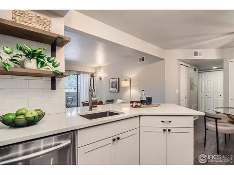 60 S Boulder Cir #E-6015, Boulder, CO 80303 photo 10